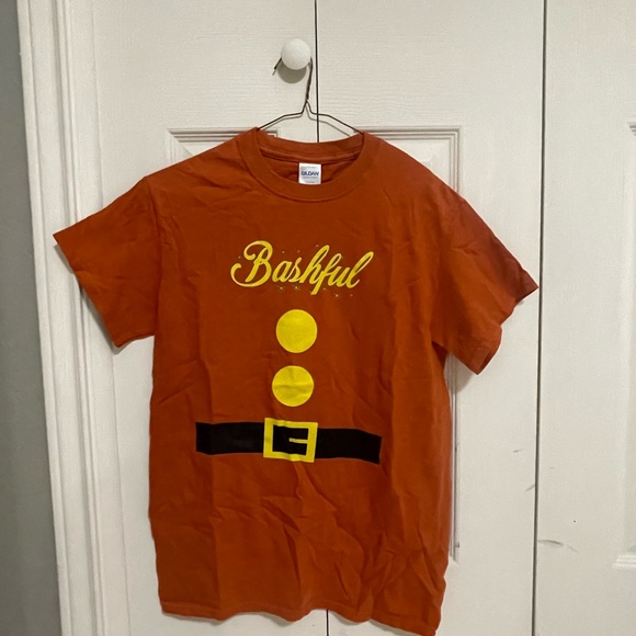 Bashful shirt and hat - Picture 3 of 4